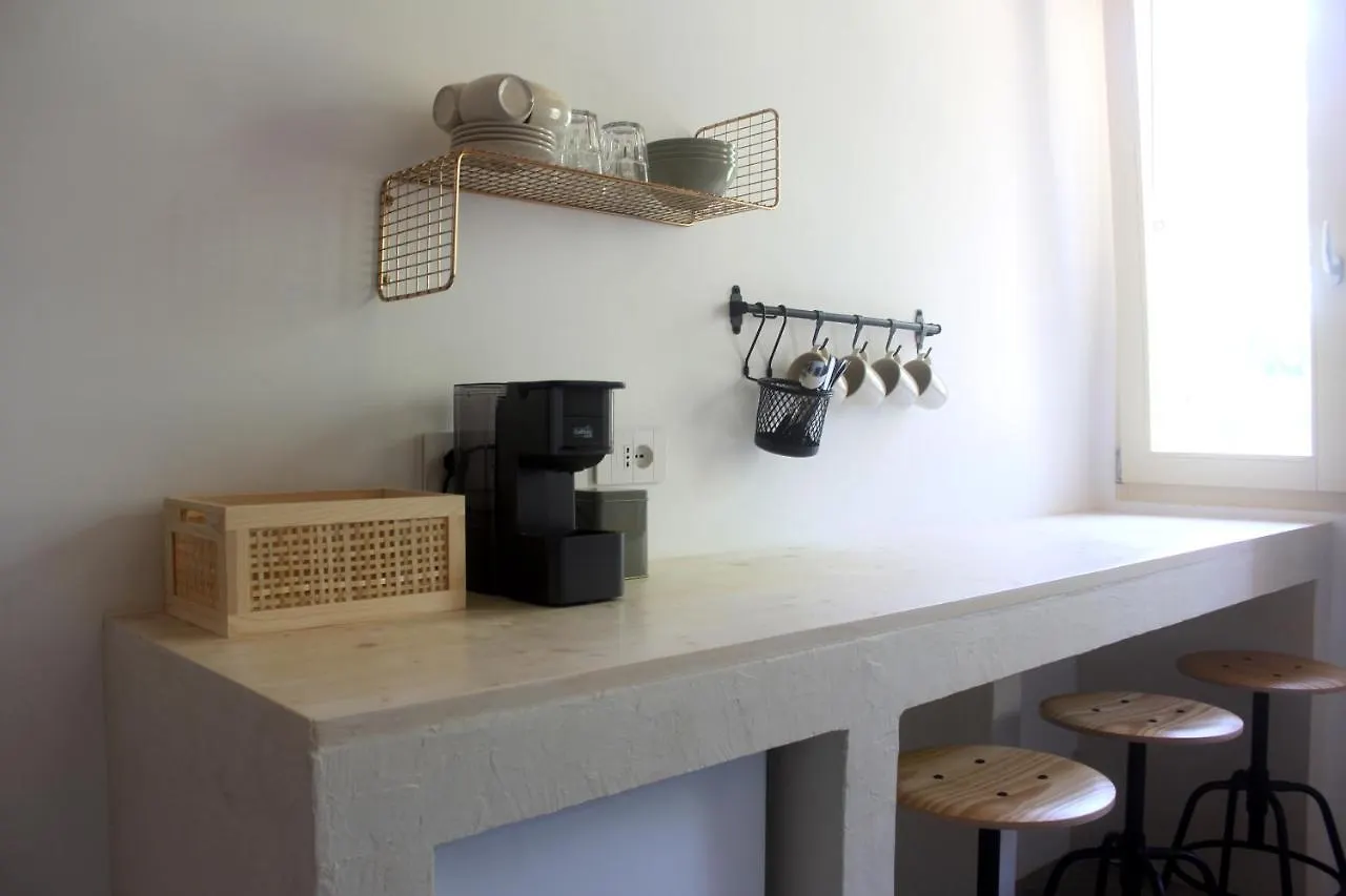 アルゲーロ Casal Lluent Bed & Breakfast 0*,